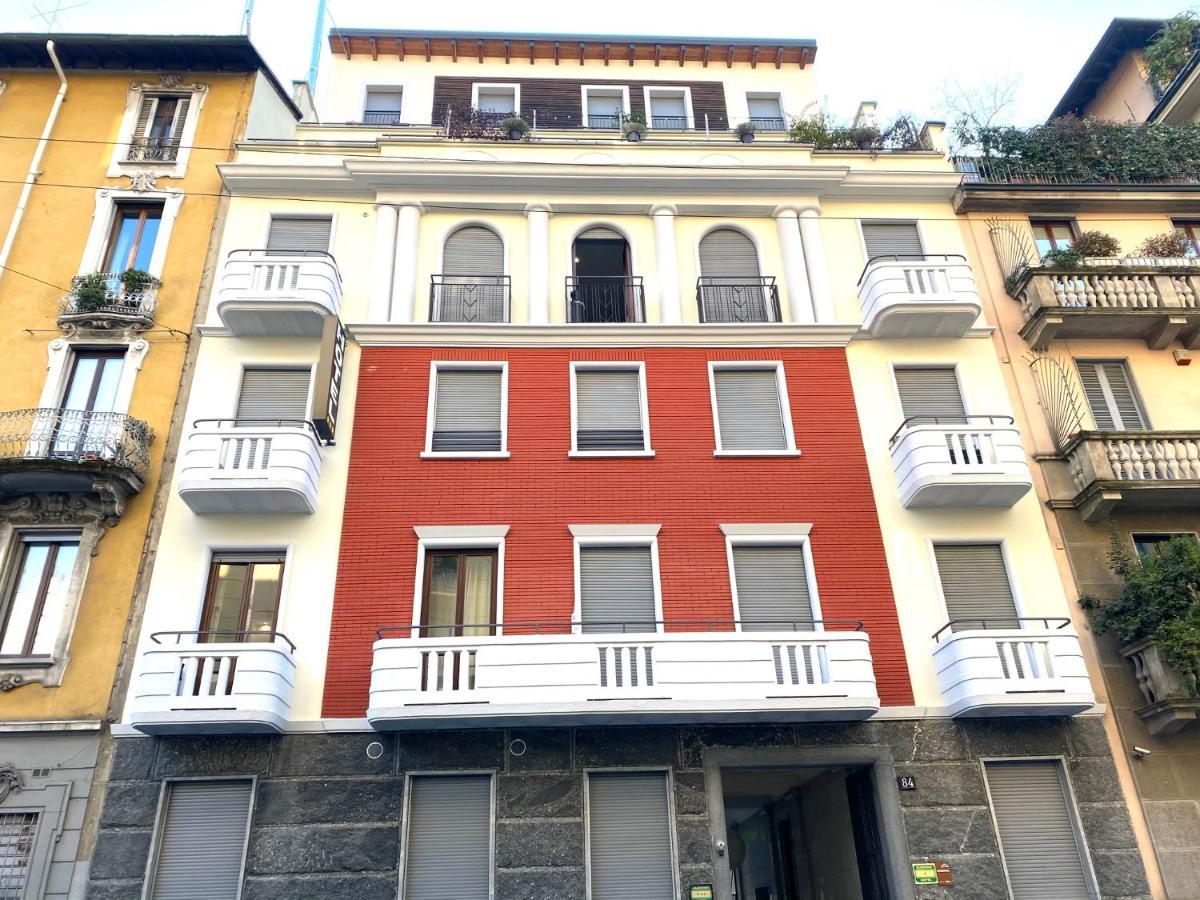 Carlo Goldoni Hotel Milan Exterior photo