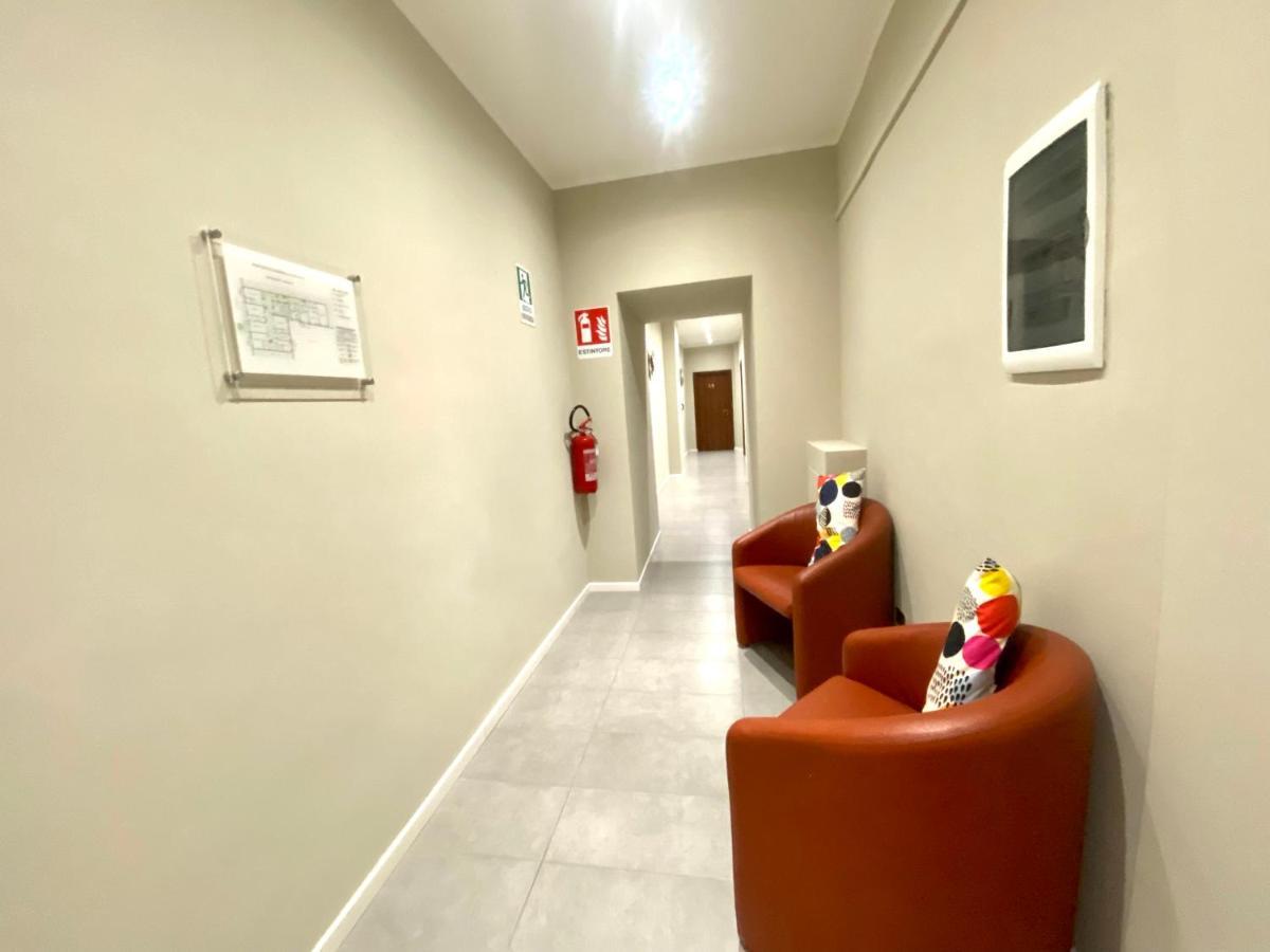 Carlo Goldoni Hotel Milan Exterior photo