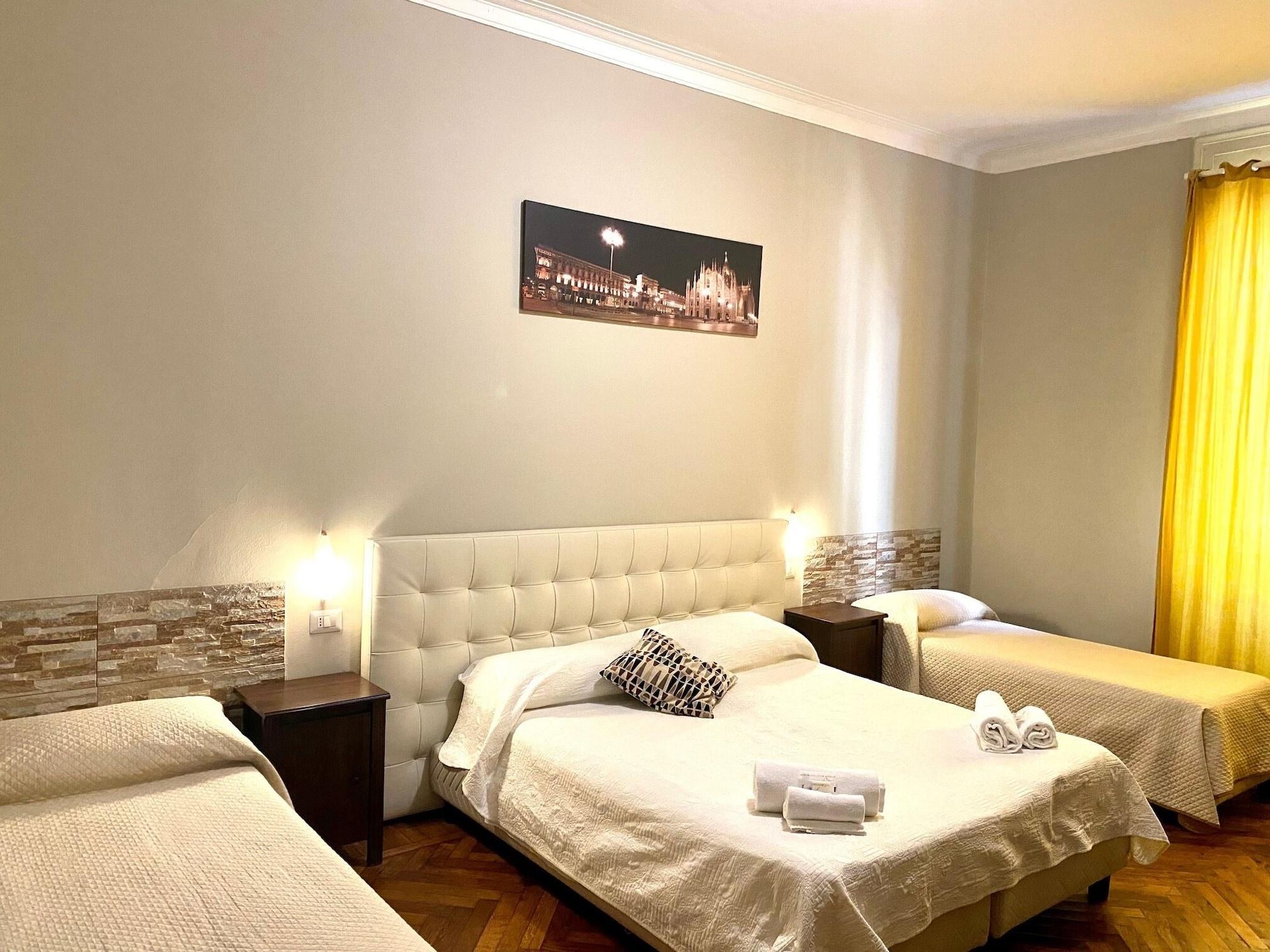 Carlo Goldoni Hotel Milan Exterior photo