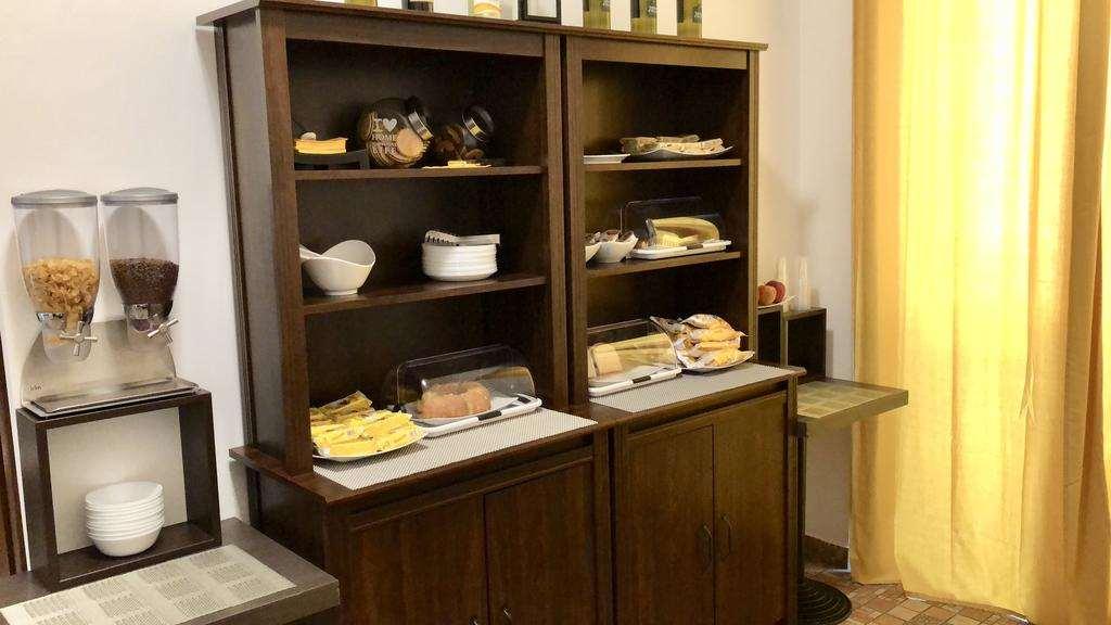 Carlo Goldoni Hotel Milan Restaurant photo